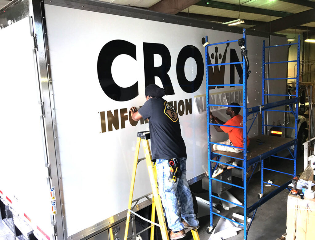 Extreme Graphics Installation - Extreme Graphics